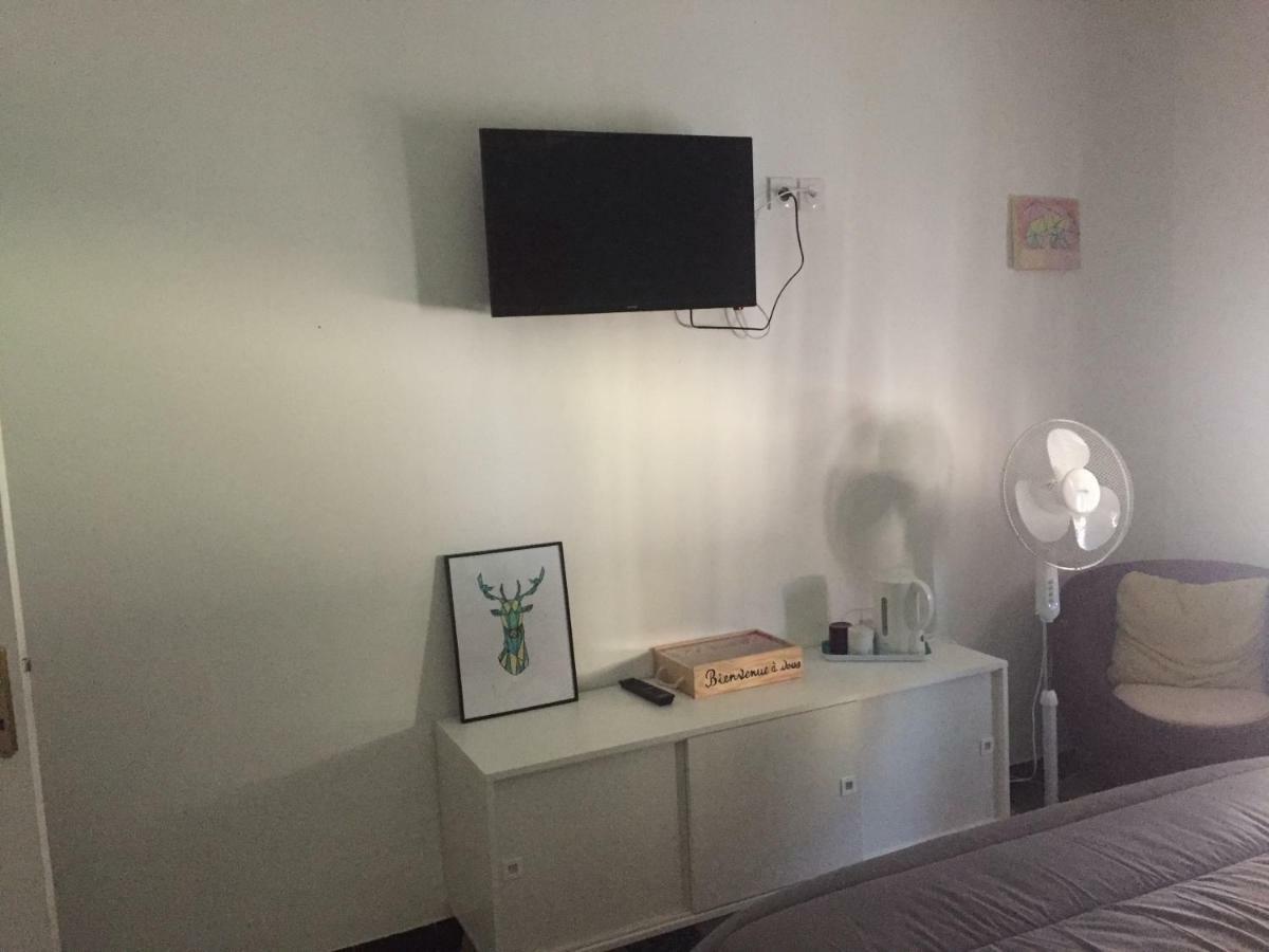 Bed and Breakfast La Marsanne Nissan-lez-Enserune Exterior foto